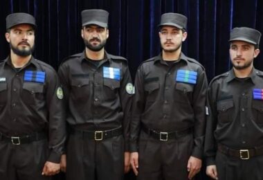 Afghanistan Police no longer have the right to search in private clothes zwak news