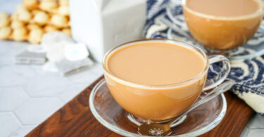 Kong Sik Nai Cha Hong Kong Style Milk Tea 2 of 4 480x270 1